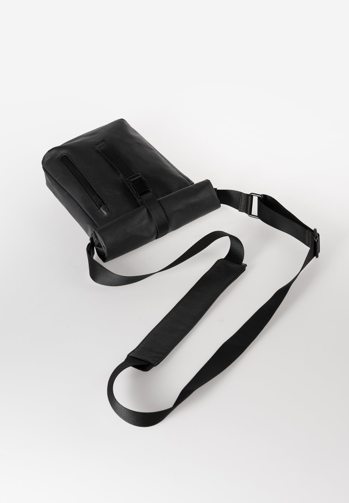 Aunts & Uncles Japan Kuji RE Crossbody Bag