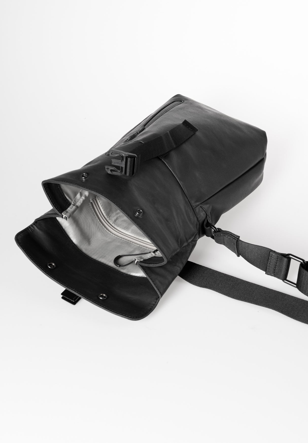 Aunts & Uncles Japan Yodo RE Crossbody Bag