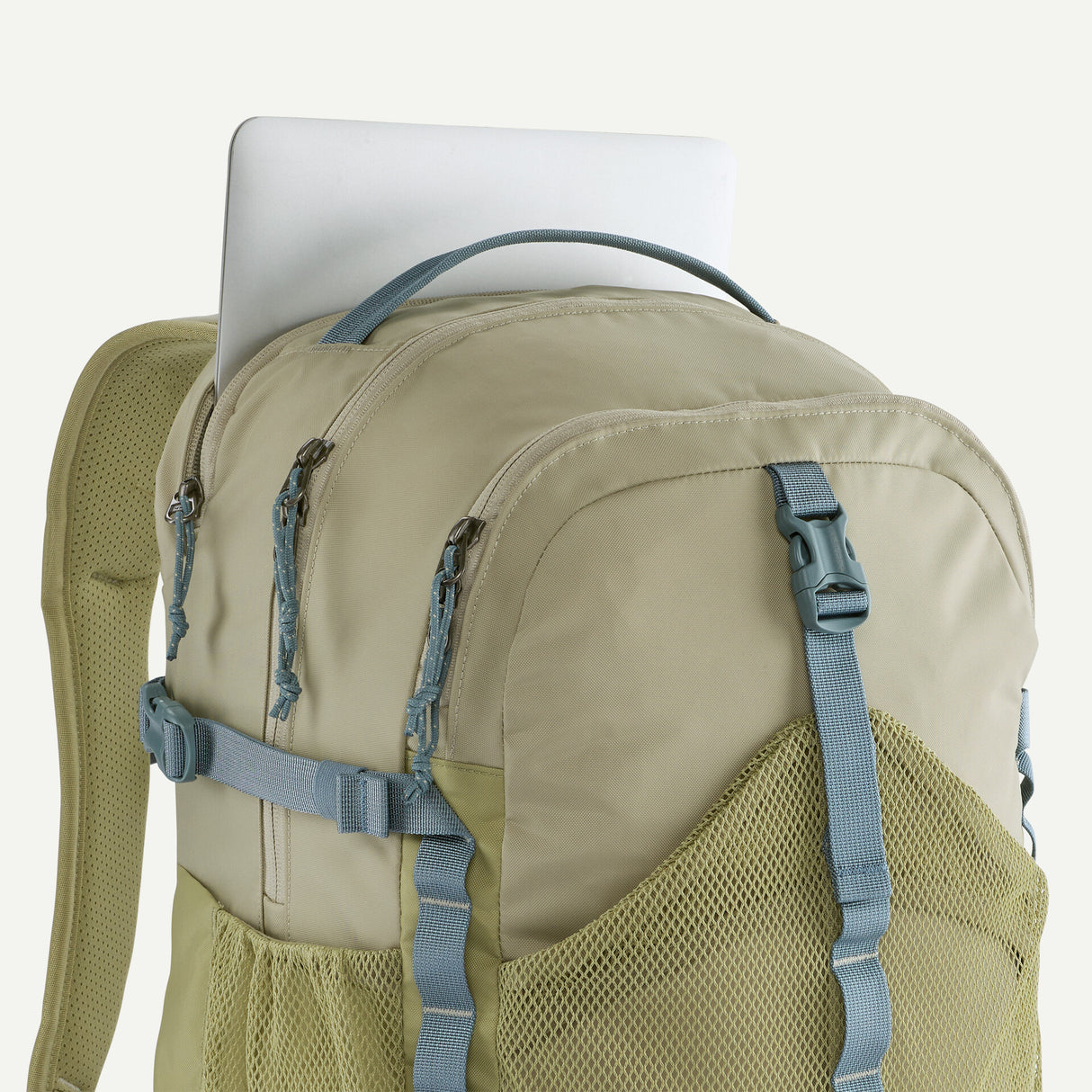 Patagonia Refugio Daypack 30L