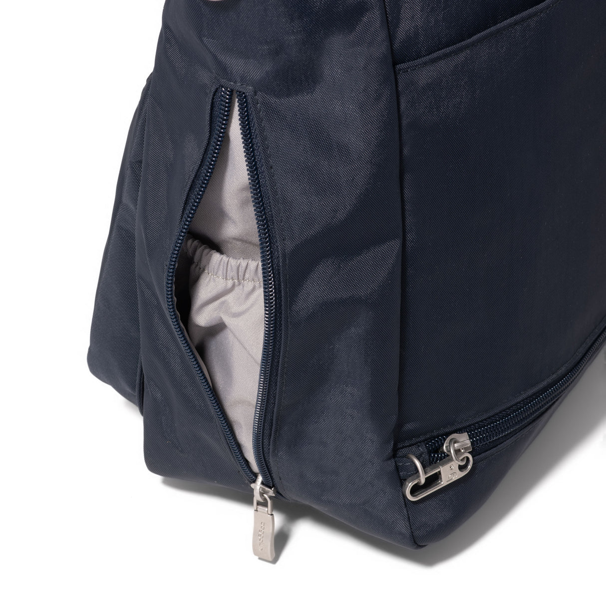 Baggallini Modern Everyday Shopper