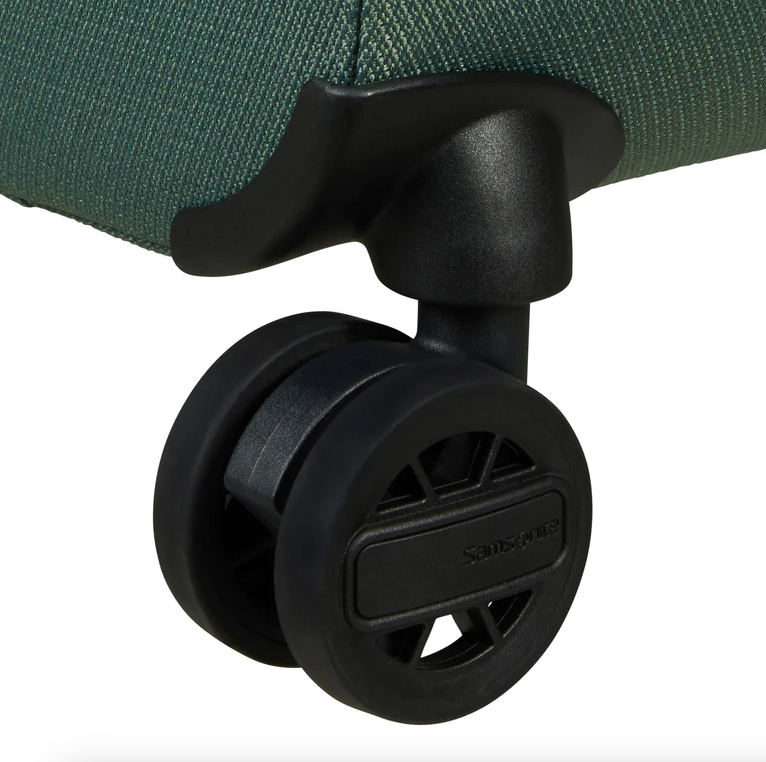 Samsonite Vaycay Carry-On Spinner