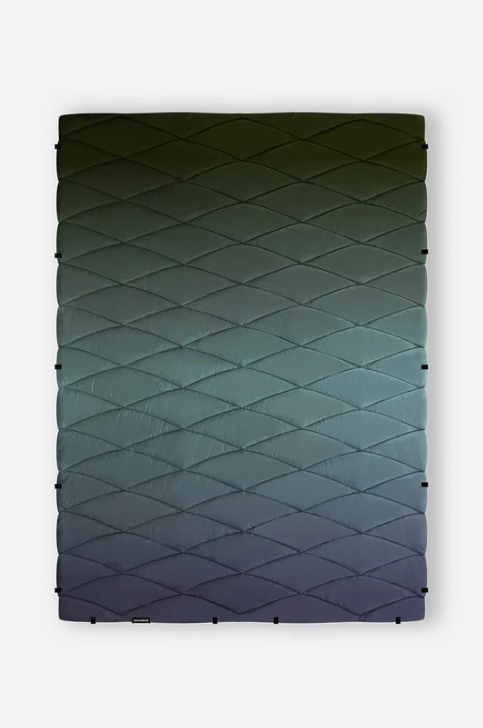 Nomadix Puffer Blanket