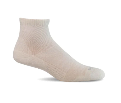 Sockwell Men's Elevate Quarter Moderate Compression Socks