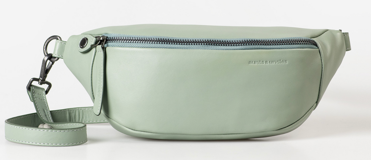 Aunts & Uncles Jamie's Orchard Bilberry Beltbag