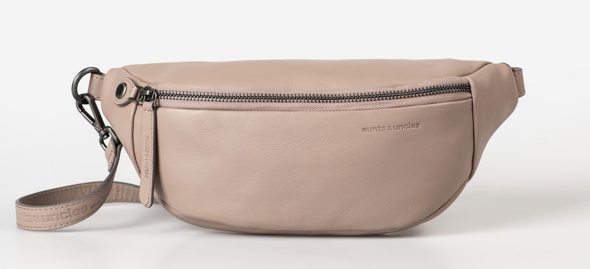 Aunts & Uncles Jamie's Orchard Bilberry Beltbag