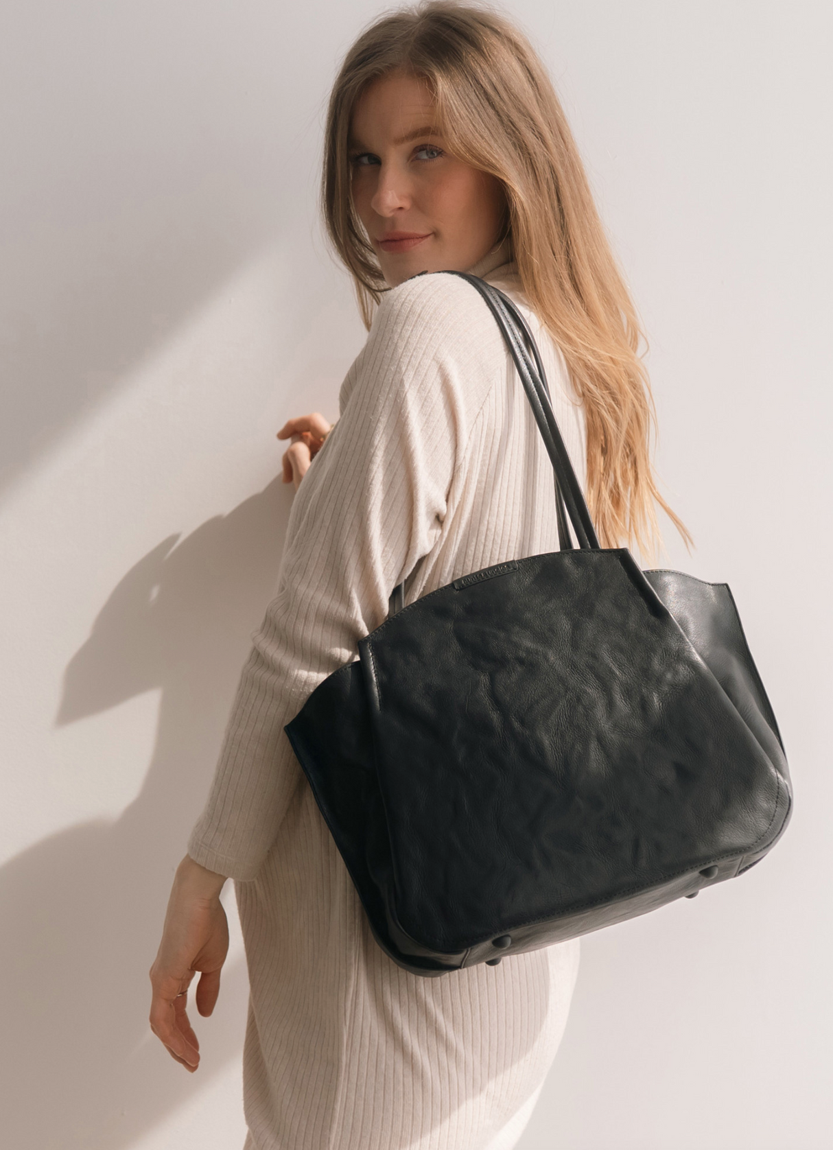 Aunts & Uncles Grandma's Luxury Club Mrs. Pavlova Tote Bag