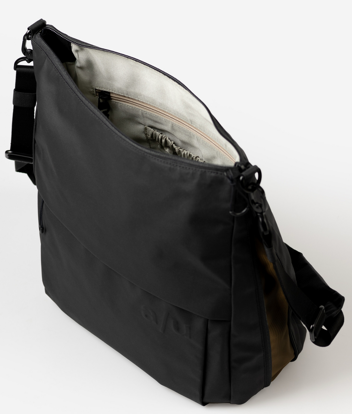 Aunts & Uncles Japan RE Lite Todori Crossbody Bag