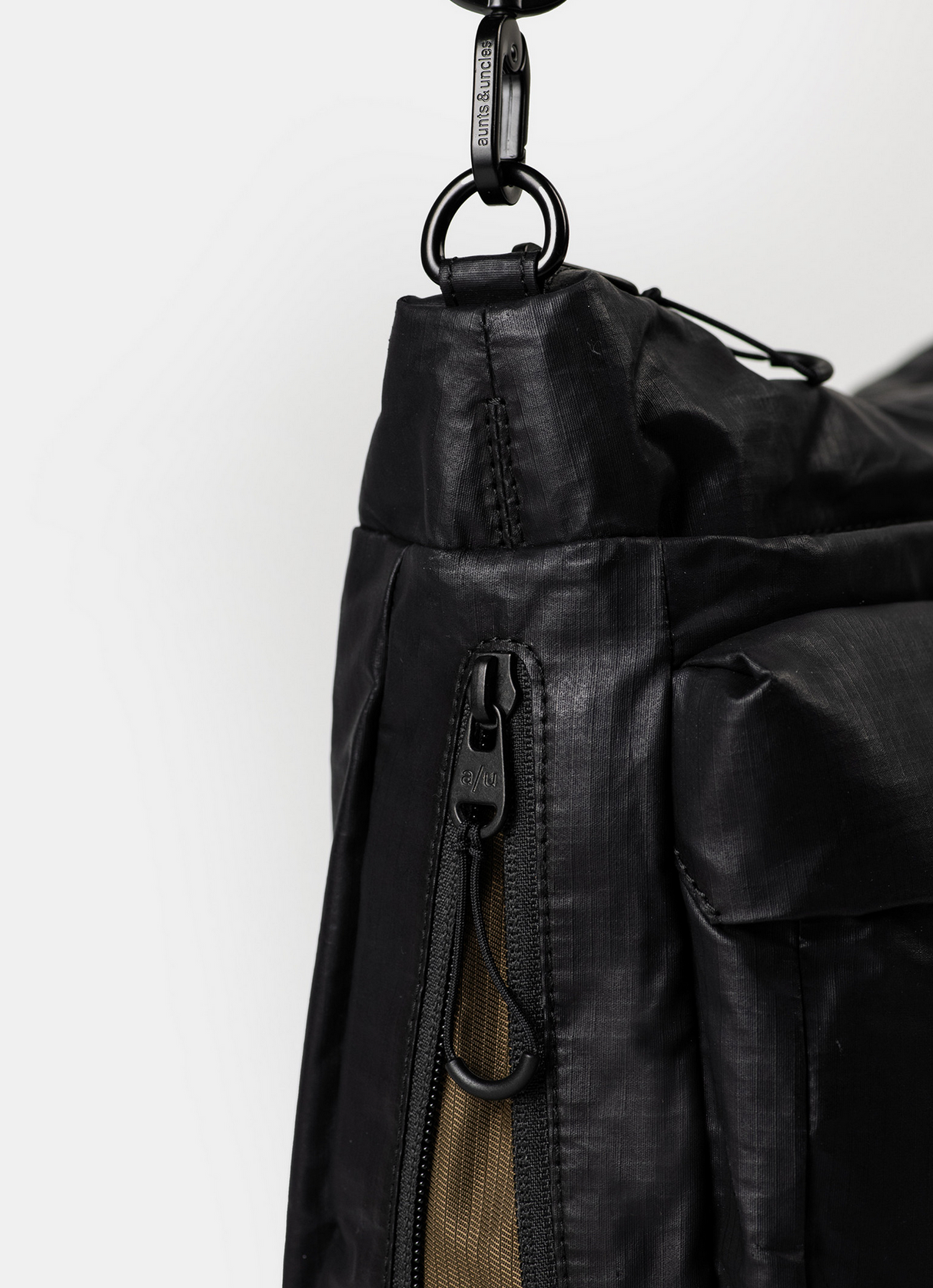 Aunts & Uncles Japan Omono RE Lite Crossbody Bag