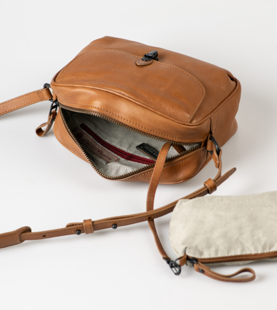 Aunts & Uncles Grandma's Luxury Club - Mrs. Mint Handbag