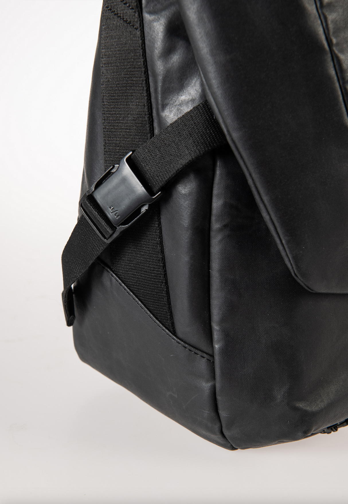 Aunts & Uncles Japan Yamakuni RE Messenger Bag