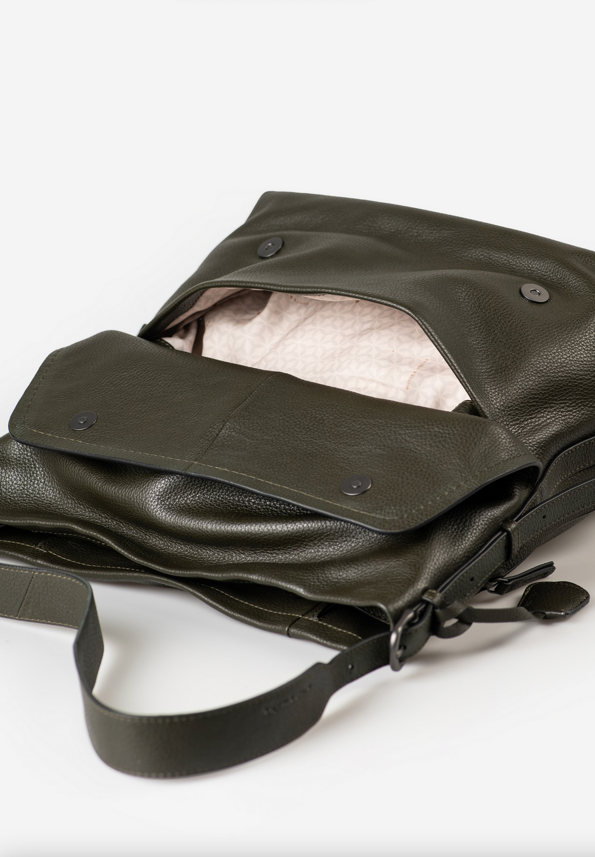 Aunts & Uncles Ally Large Shoulder Bag