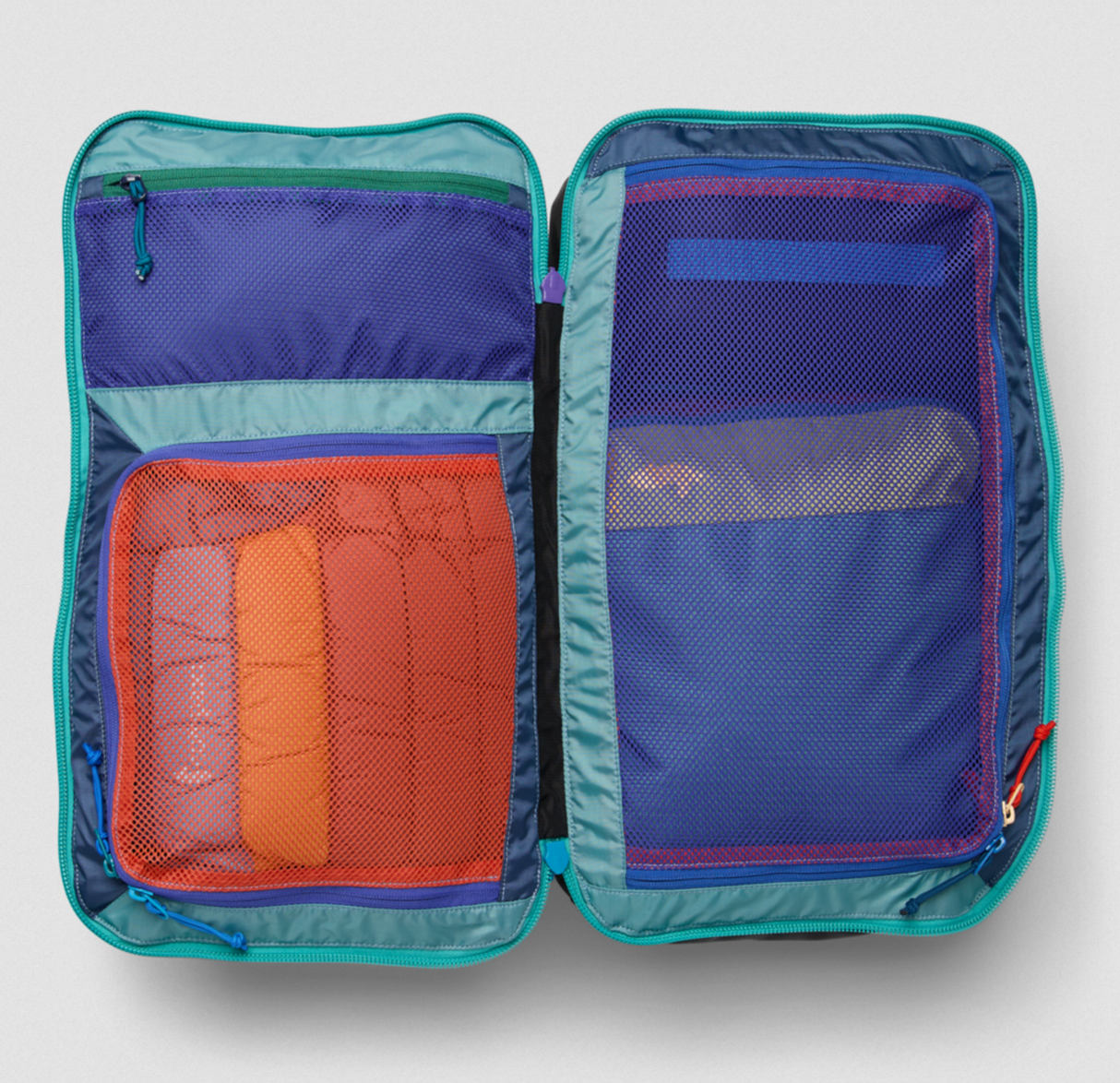 Cotopaxi Allpa 28 Travel Pack - Del Día Dark