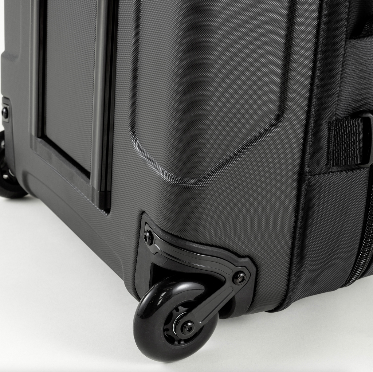 Fjallraven Färden Two Wheel Checked Roller 75L