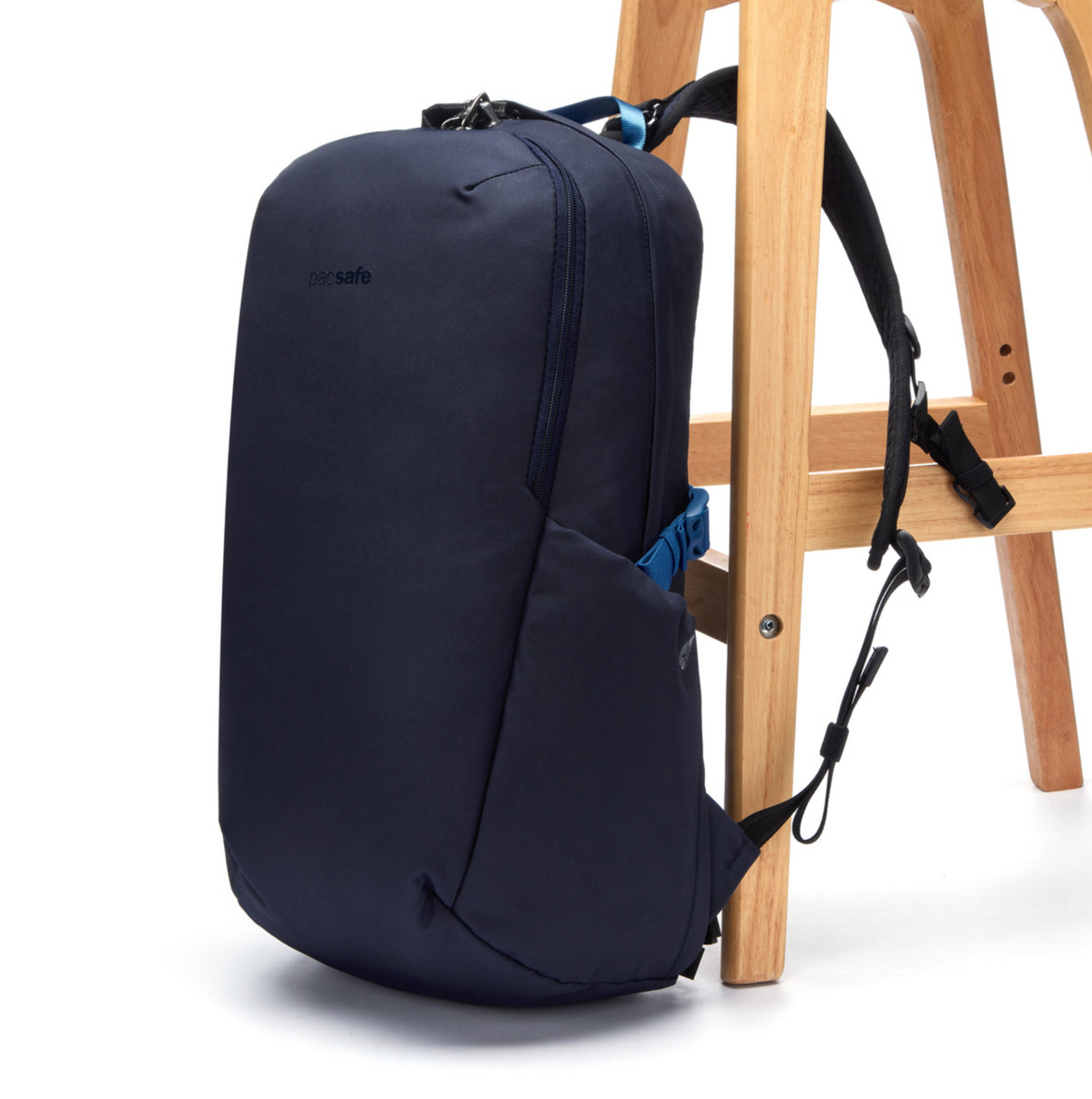 Pacsafe® V 24L Anti-Theft Active Backpack