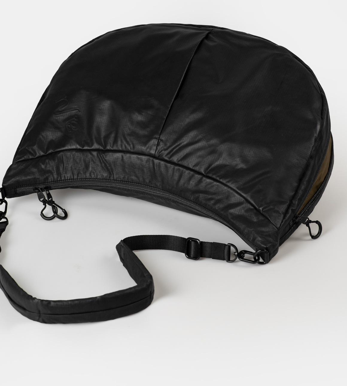 Aunts & Uncles Miyagawa RE LITE Half-moon Bag