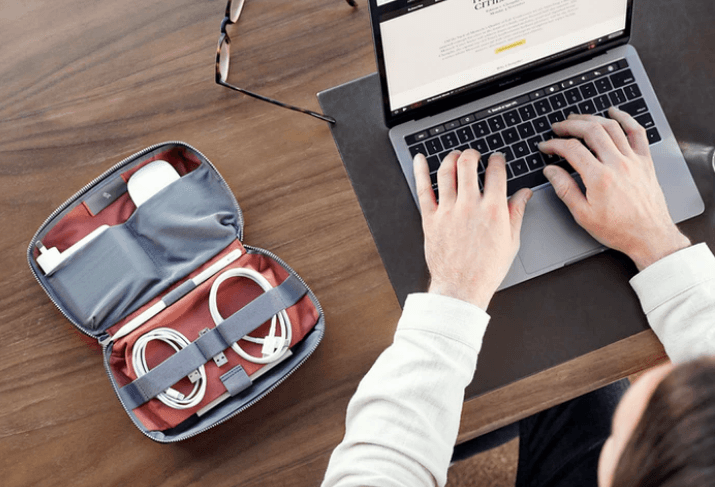Bellroy Tech Kit - U.N. Luggage Canada