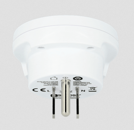 SKROSS World Adapter to USA USB - U.N. Luggage Canada