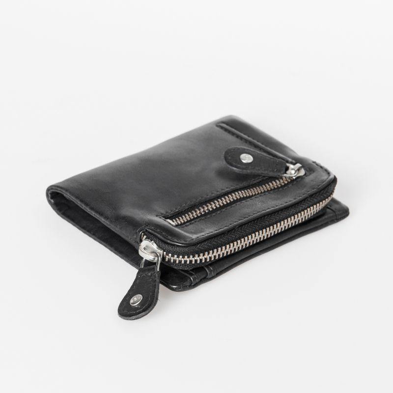 Aunts & Uncles Jamie’s Orchard Cherry Wallet - U.N. Luggage Canada