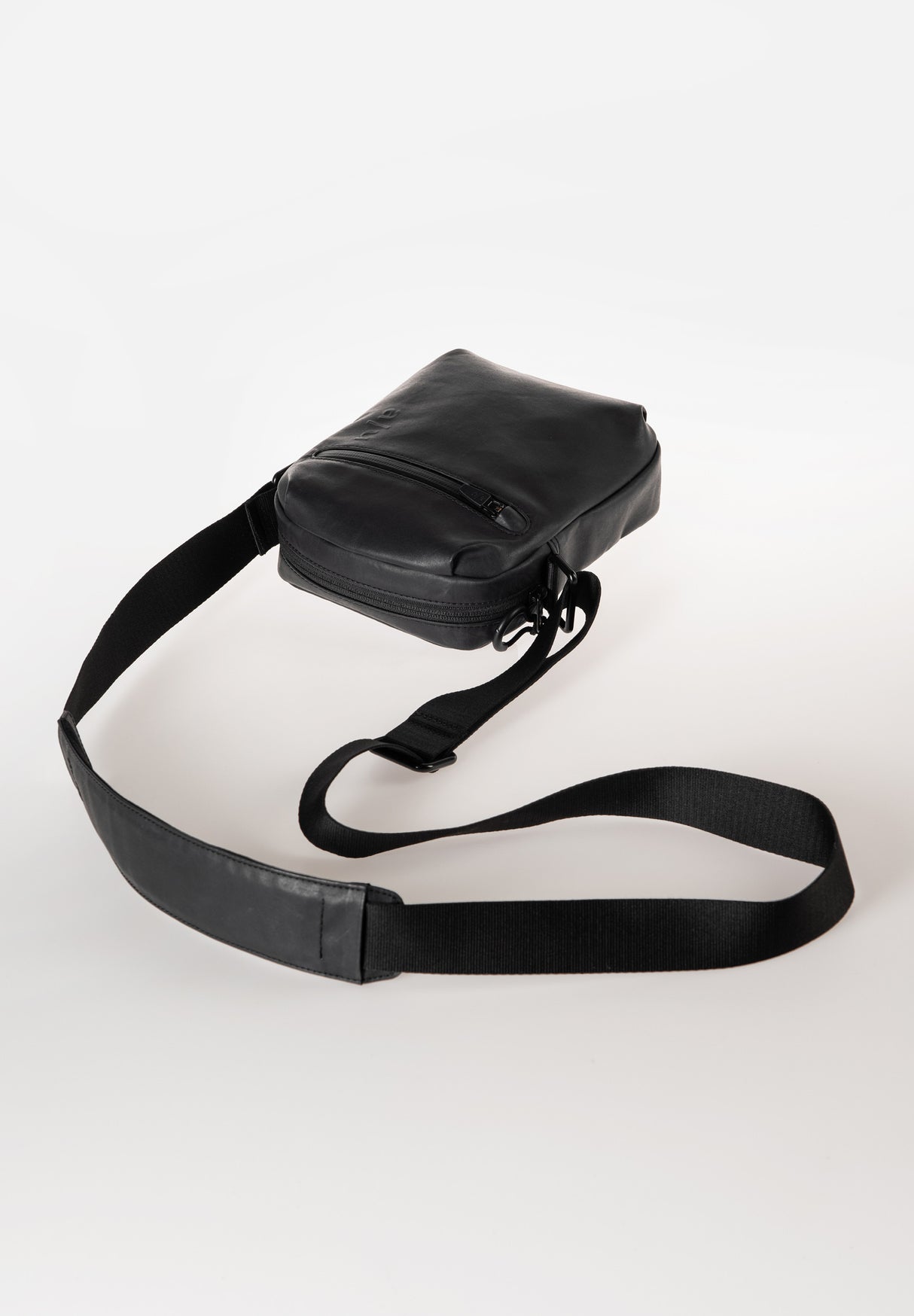 Aunts & Uncles Japan Onga RE Crossbody Bag