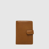 The Trend Porte Leather Passport Holder