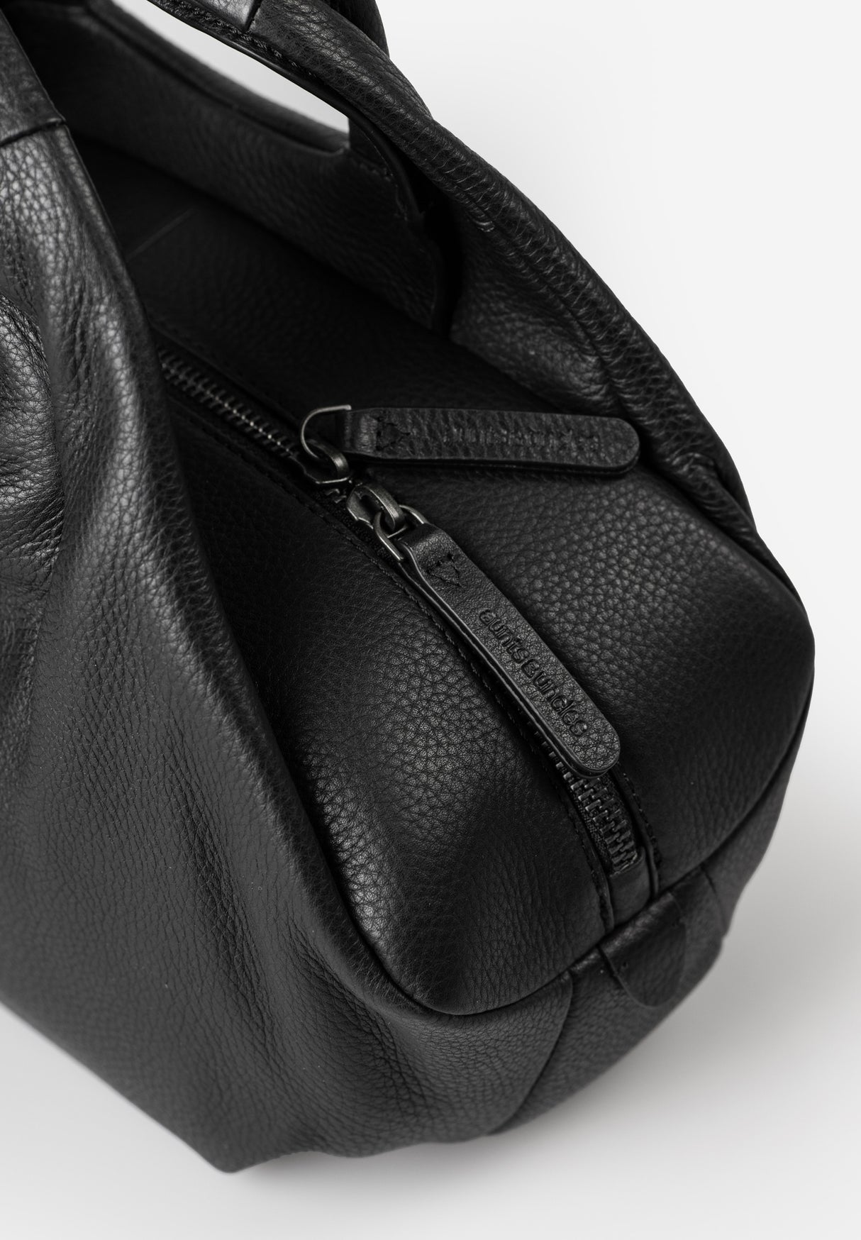 Aunts & Uncles Philocalists Beauty Handbag