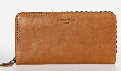 Aunts & Uncles Grandma's Luxury Club Cynthia Wallet