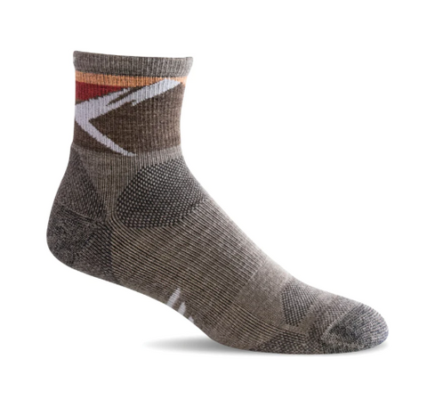 Sockwell Men's Modern Mountain Quarter Compression Socks