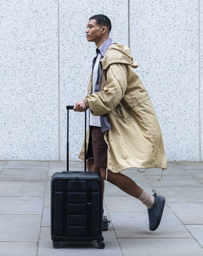 Db Ramverk Front-Access Carry-On