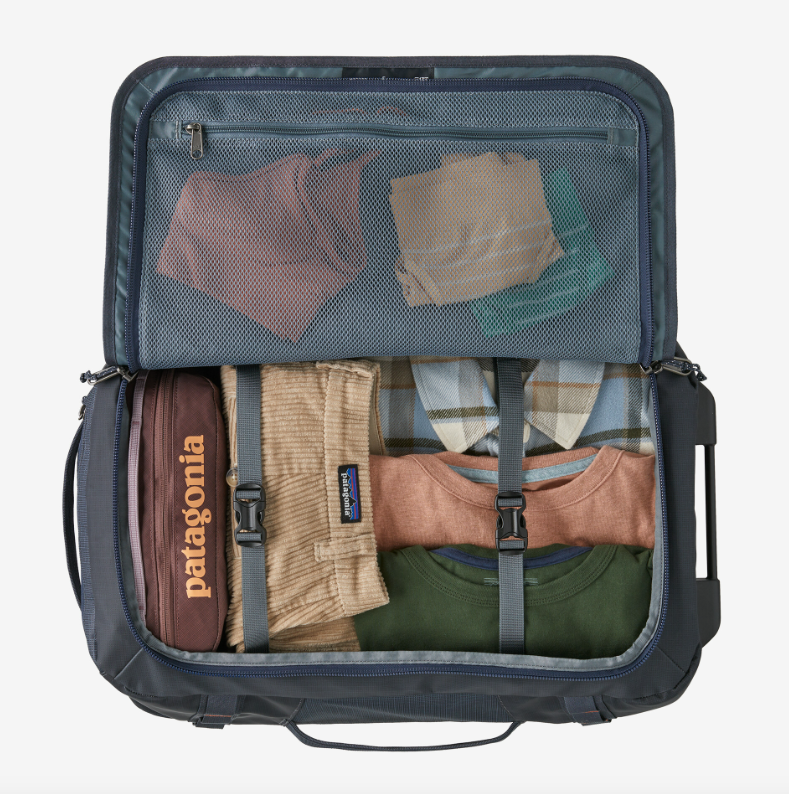 Patagonia Black Hole Matte 40L Wheeled Duffle Bag โ U.N. Luggage Canada