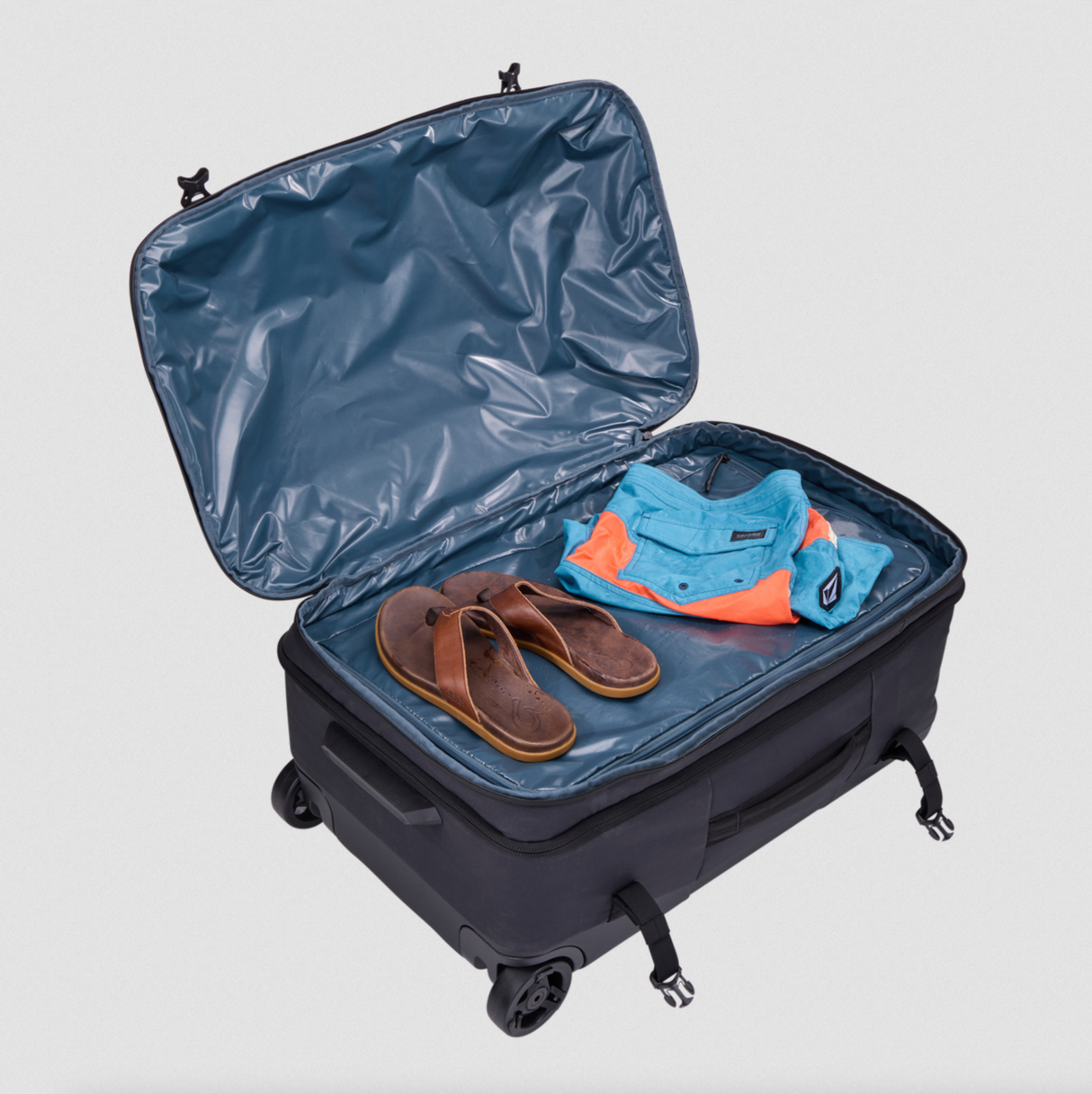 Thule Aion Wheeled Duffel Bag 70cm/28"