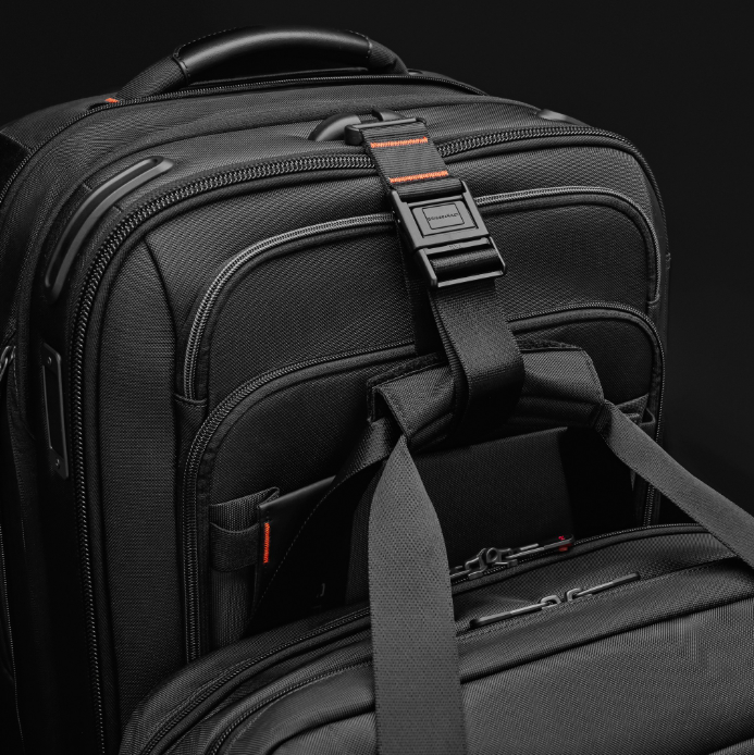 Briggs & Riley NEW ZDX Medium Expandable Spinner