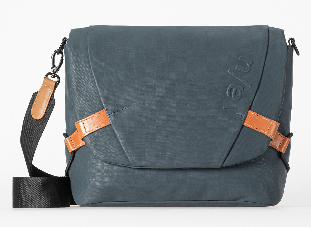 Aunts & Uncles Japan Sendai Crossover Bag