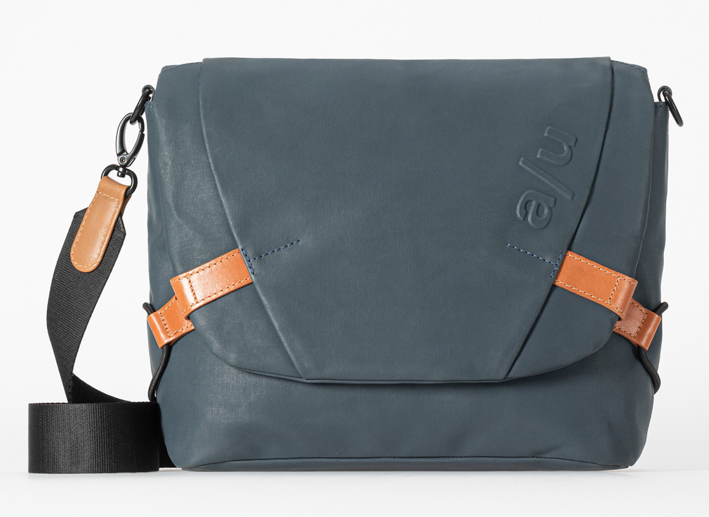 Aunts & Uncles Japan Sendai Crossover Bag