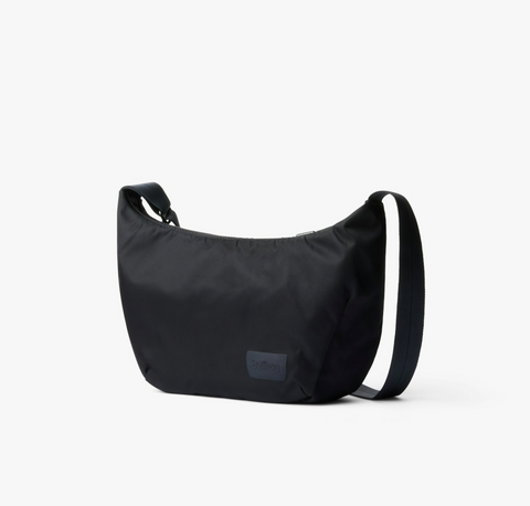 Bellroy Laneway Crescent Bag 2.5L