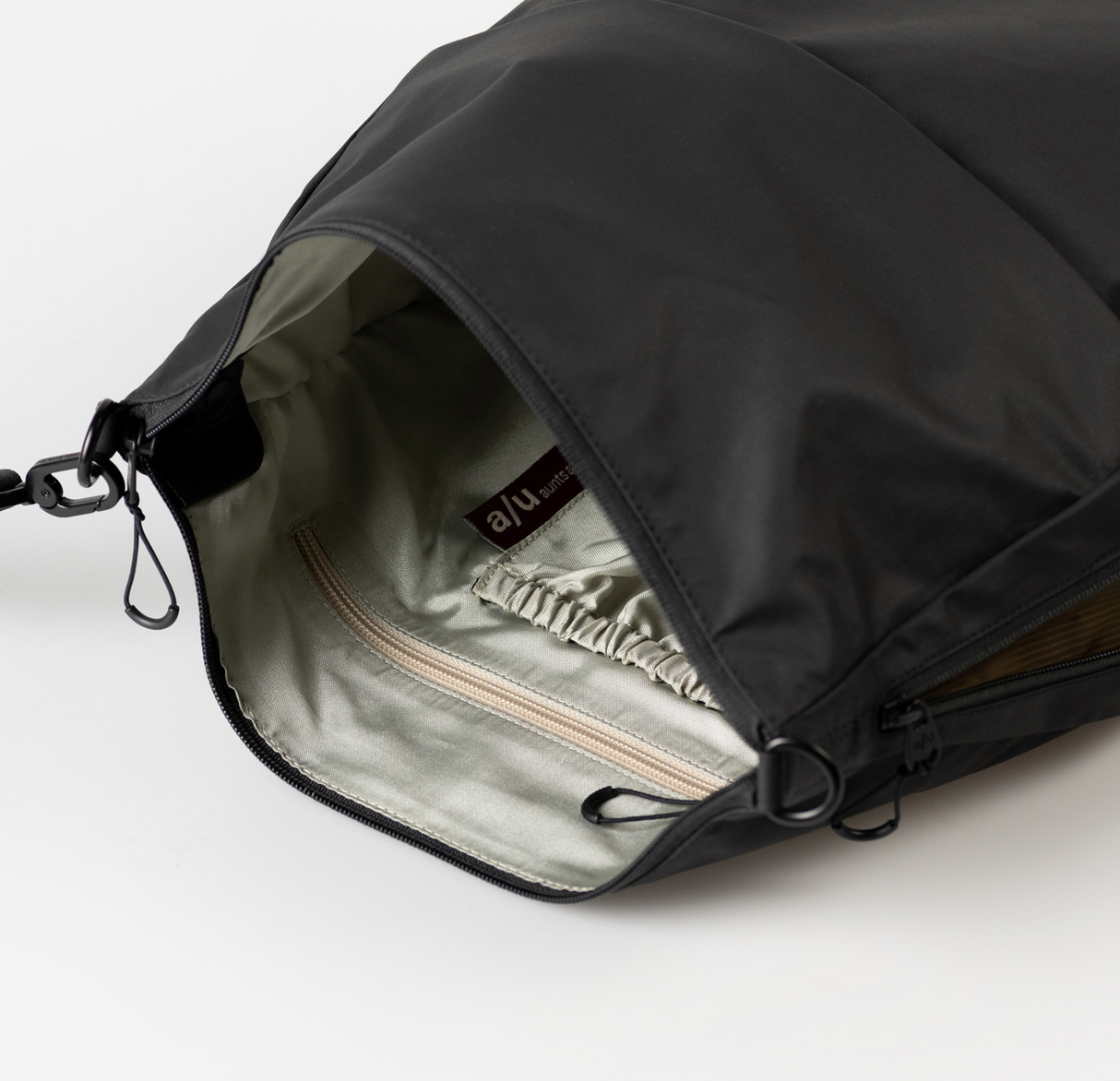 Aunts & Uncles Japan RE Lite Todori Crossbody Bag