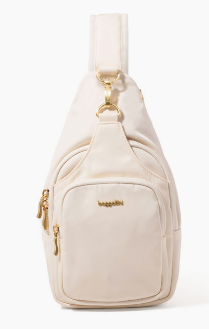 Baggallini Central Park Sling