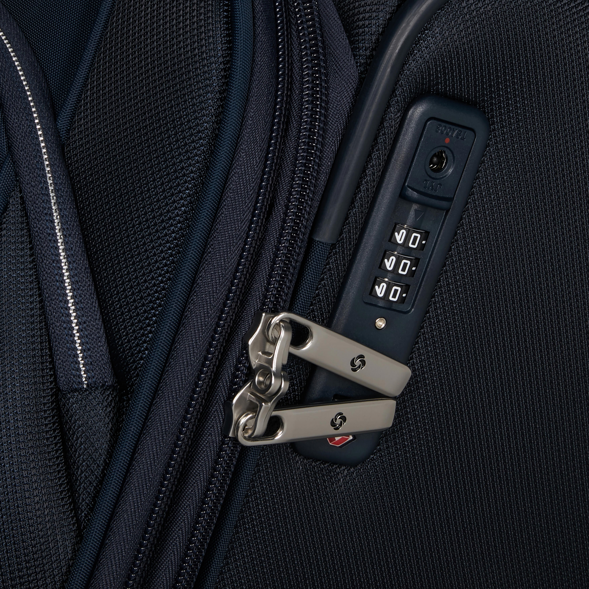 Samsonite Re-Lite Spinner Medium