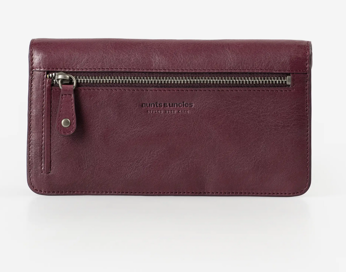 Aunts & Uncles Grandma's Luxury Club Mabel Wallet