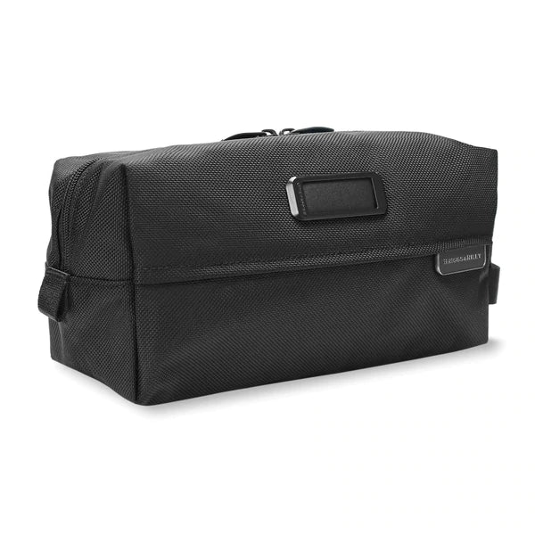 Briggs & Riley Baseline Everyday Essentials Travel Kit