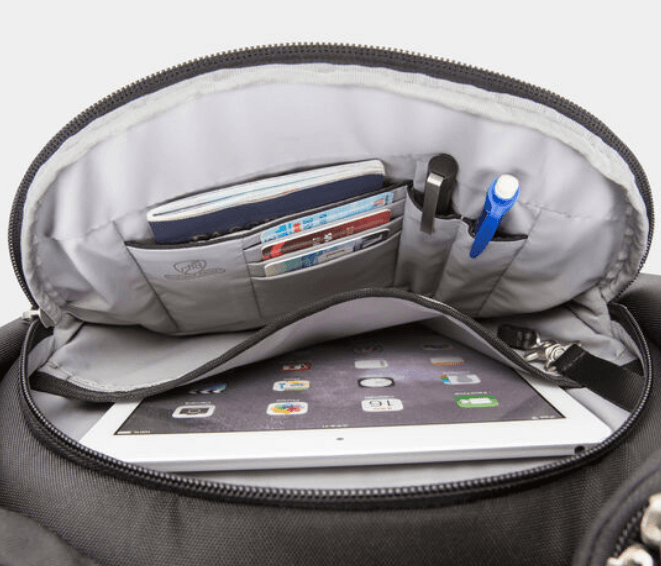 Travelon Anti-Theft Classic Large Backpack - U.N. Luggage Canada