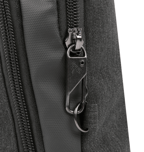 Travelon Anti-Theft Metro Small Crossbody - U.N. Luggage Canada