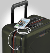 Briggs & Riley Torq 22" Domestic Carry-on Spinner - U.N. Luggage Canada