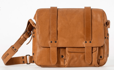 Aunts & Uncles Grandma's Luxury Club Miss Applepie Handbag - U.N. Luggage Canada