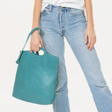 Aunts & Uncles Jamie’s Orchard Mangosteen Folded Handbag - U.N. Luggage Canada